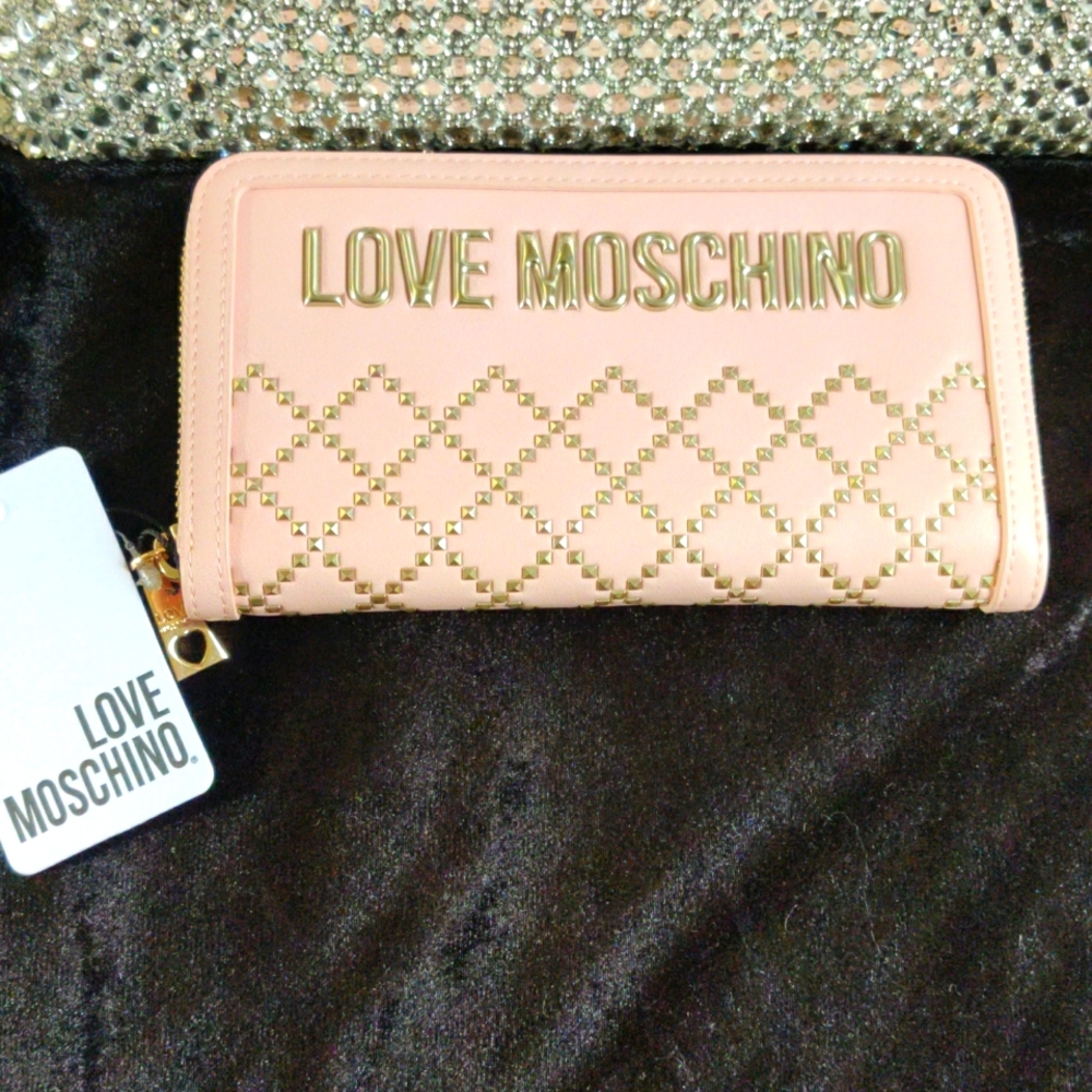 Brand new Love Moschino studded light pink wallet